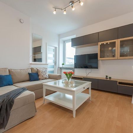 Szczesliwice Ochota P&O Serviced Apartments Warsaw Exterior photo
